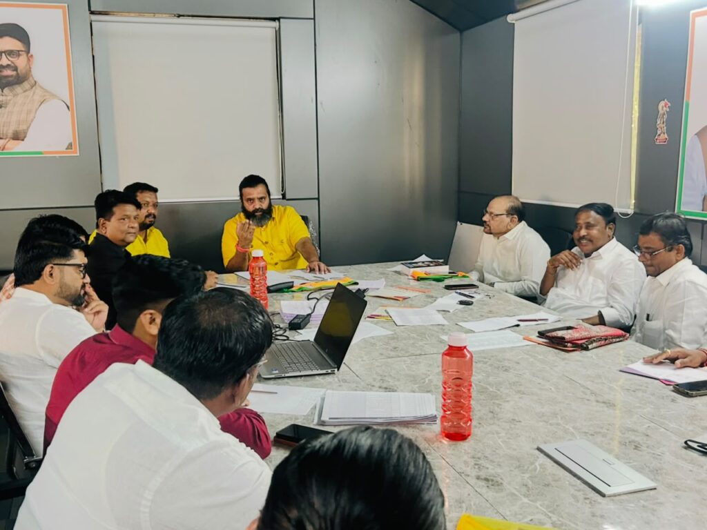 पुणे स्नातक-शिक्षक चुनाव: भाजपा की रणनीति तेज, महेश लांडगे ने संभाली कमान!